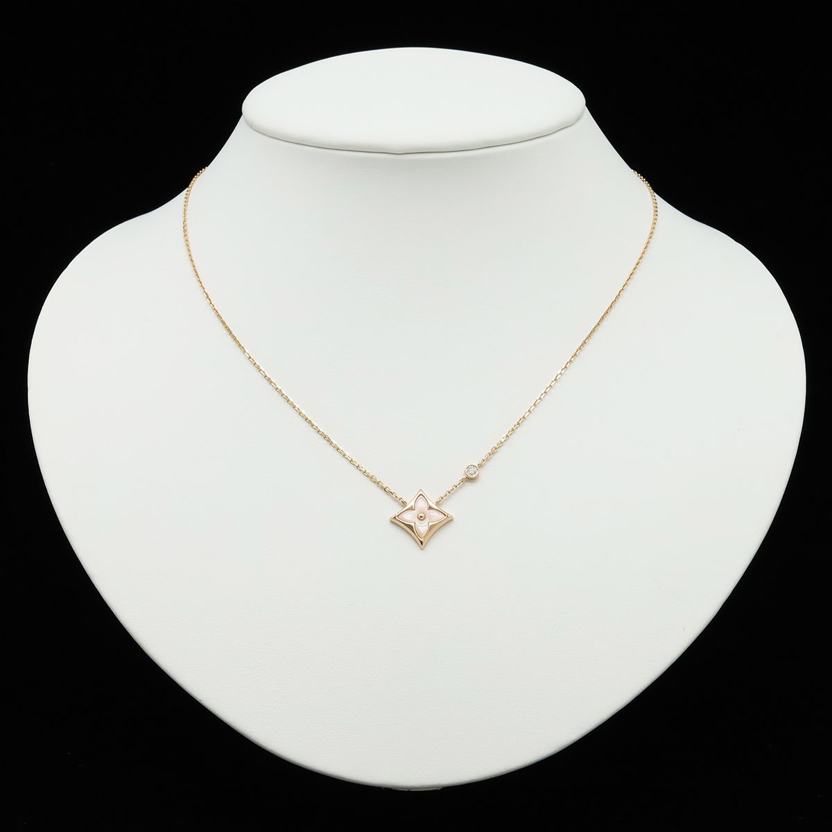 Louis Vuitton Pendant Star Blossom BB Necklace 18k Pink Gold Pearl Diamond — view 6