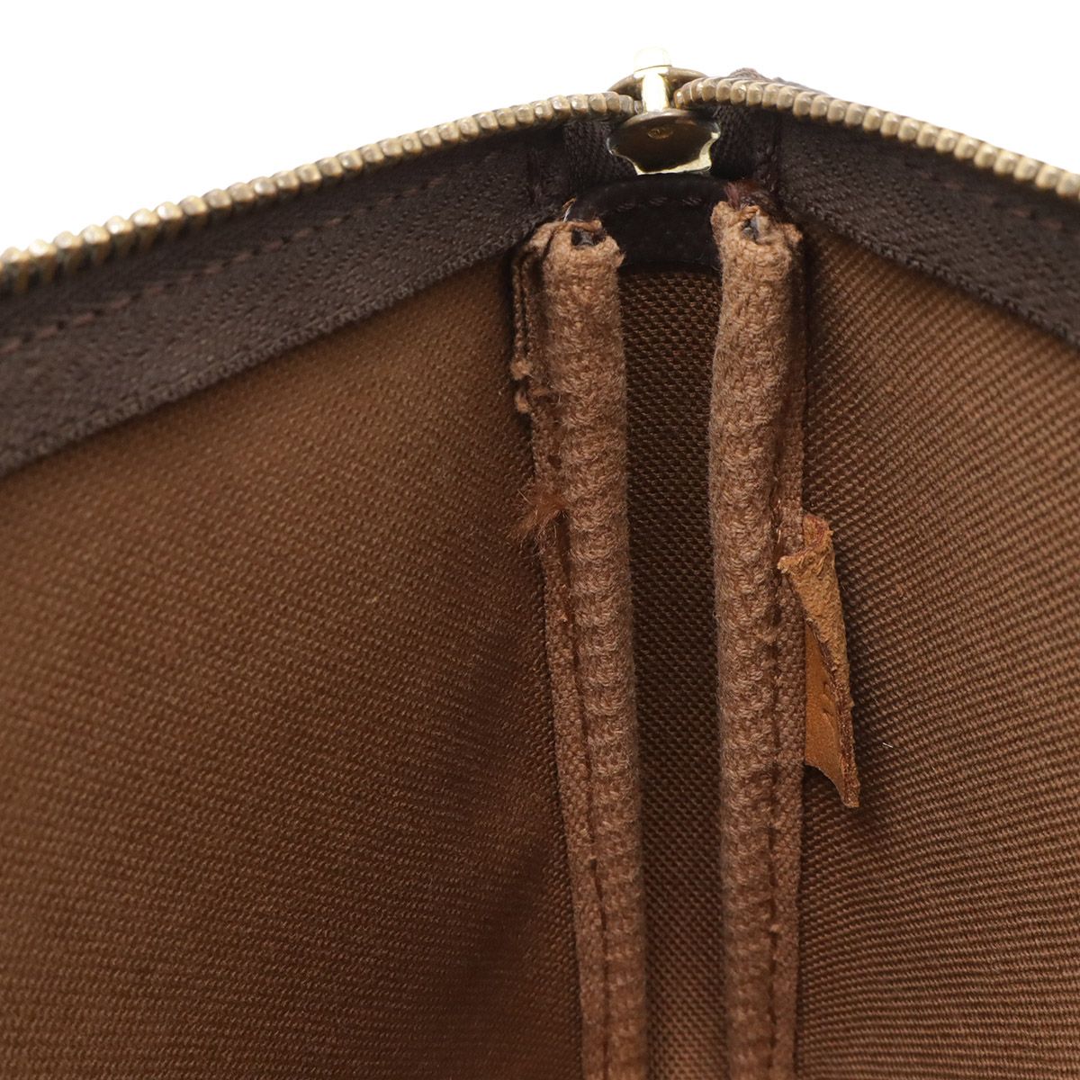 Louis Vuitton Monogram Pochette Pouch Handbag Party — view 8