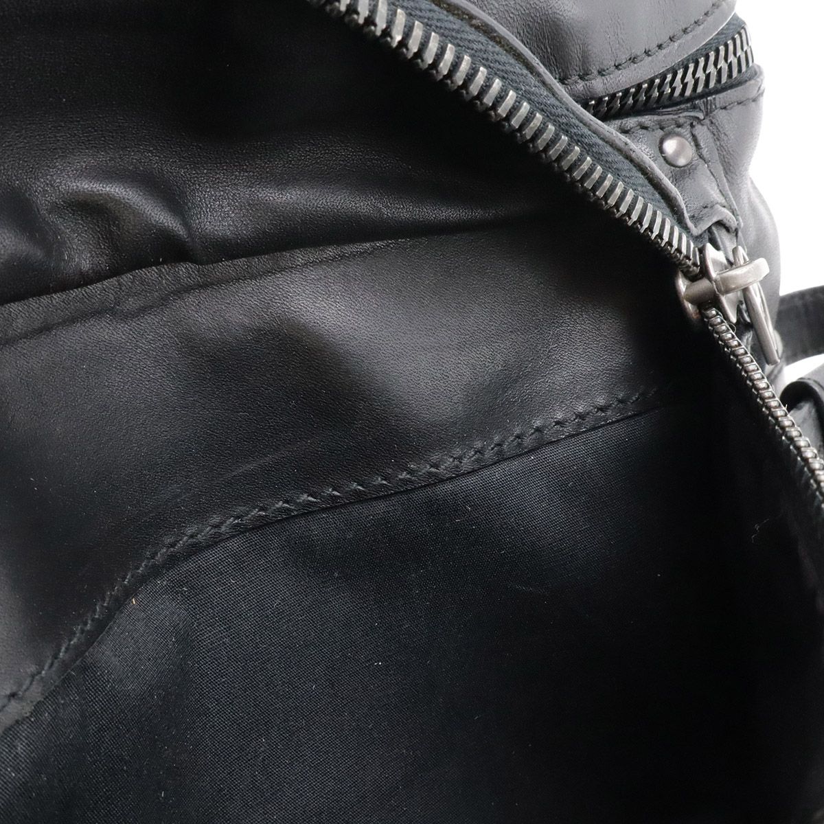 Bottega Veneta Intrecciato Waist Bag Leather Black — view 9