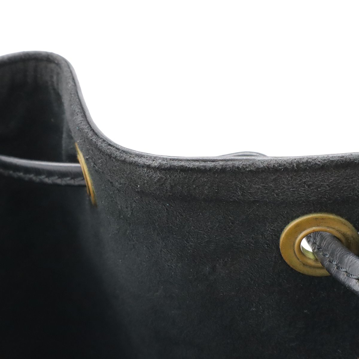 Louis Vuitton Epi Noe Shoulder Bag Drawstring Noir Black Gold — view 6