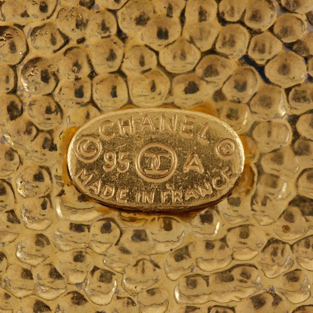 Chanel CC Logo Vintage Gold Plated Necklace — view 9