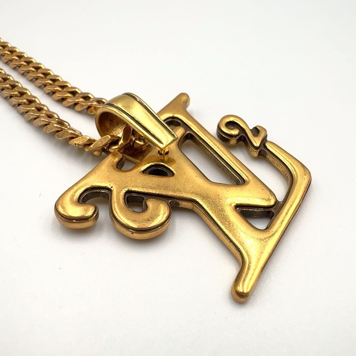 Louis Vuitton Collier Squared LV Collaboration Metal Gold Necklace — view 9