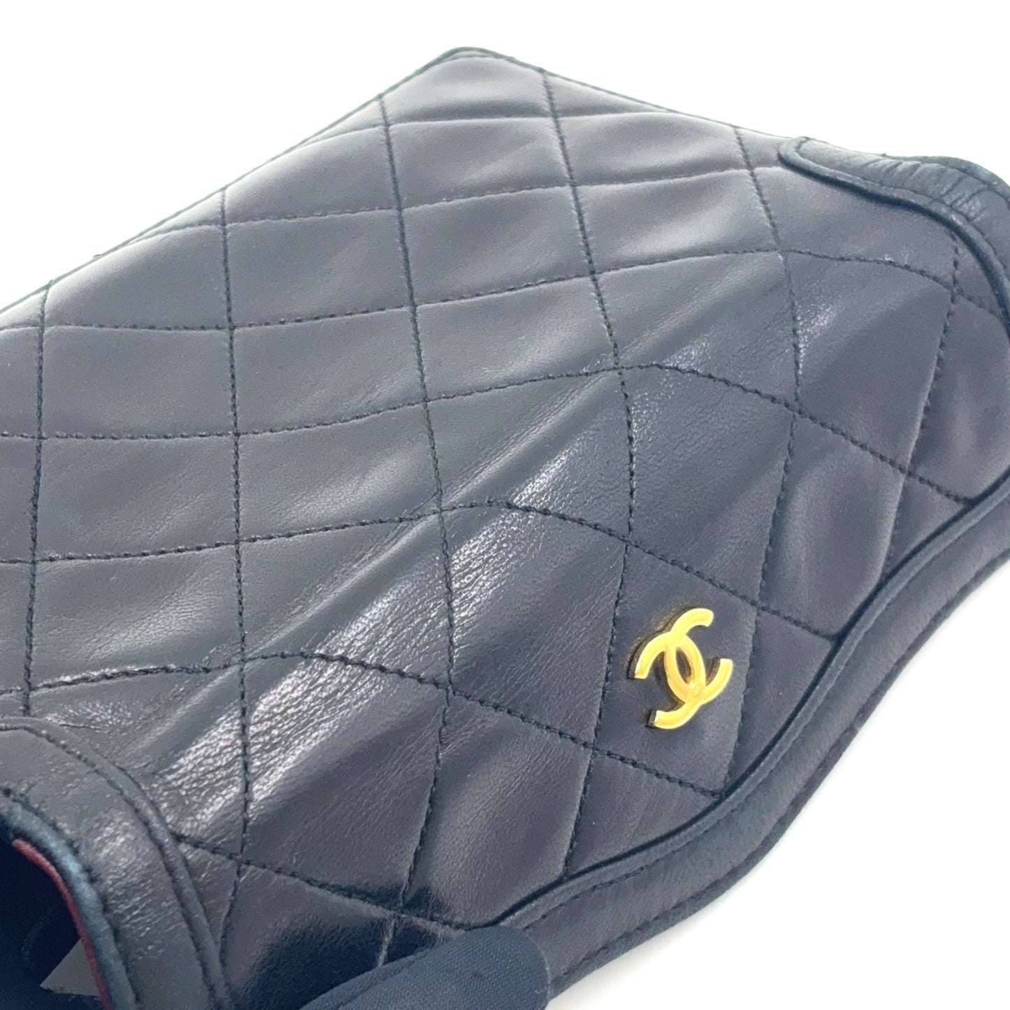 Chanel Quilted Shoulder Bag Lambskin Black Pouch Gold — view 9