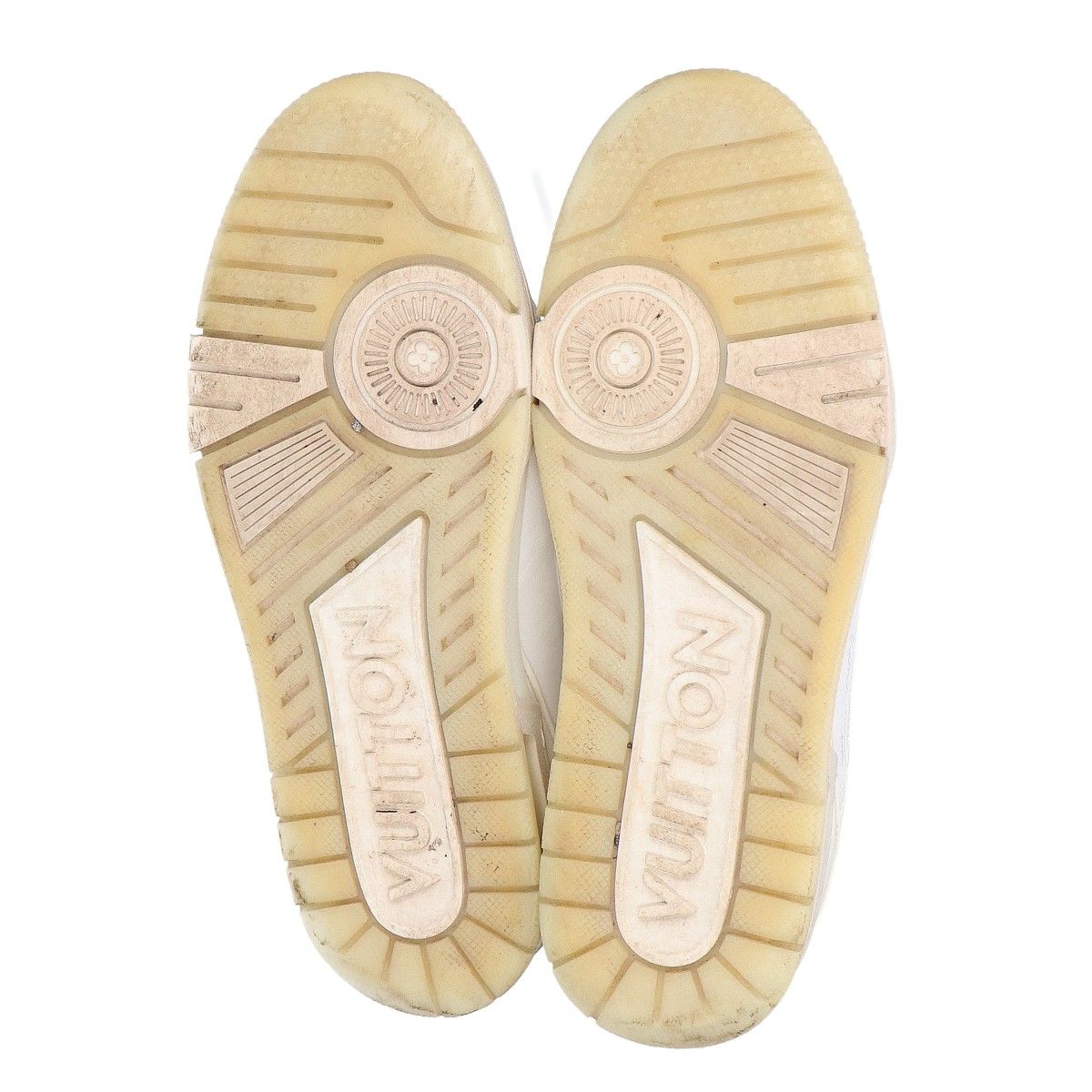 Louis Vuitton LV Trainers Leather Sneakers — view 6