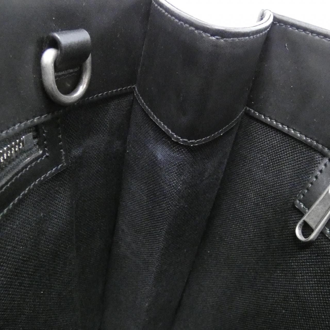 Gucci Uiebn Bag Handbag Black — view 9