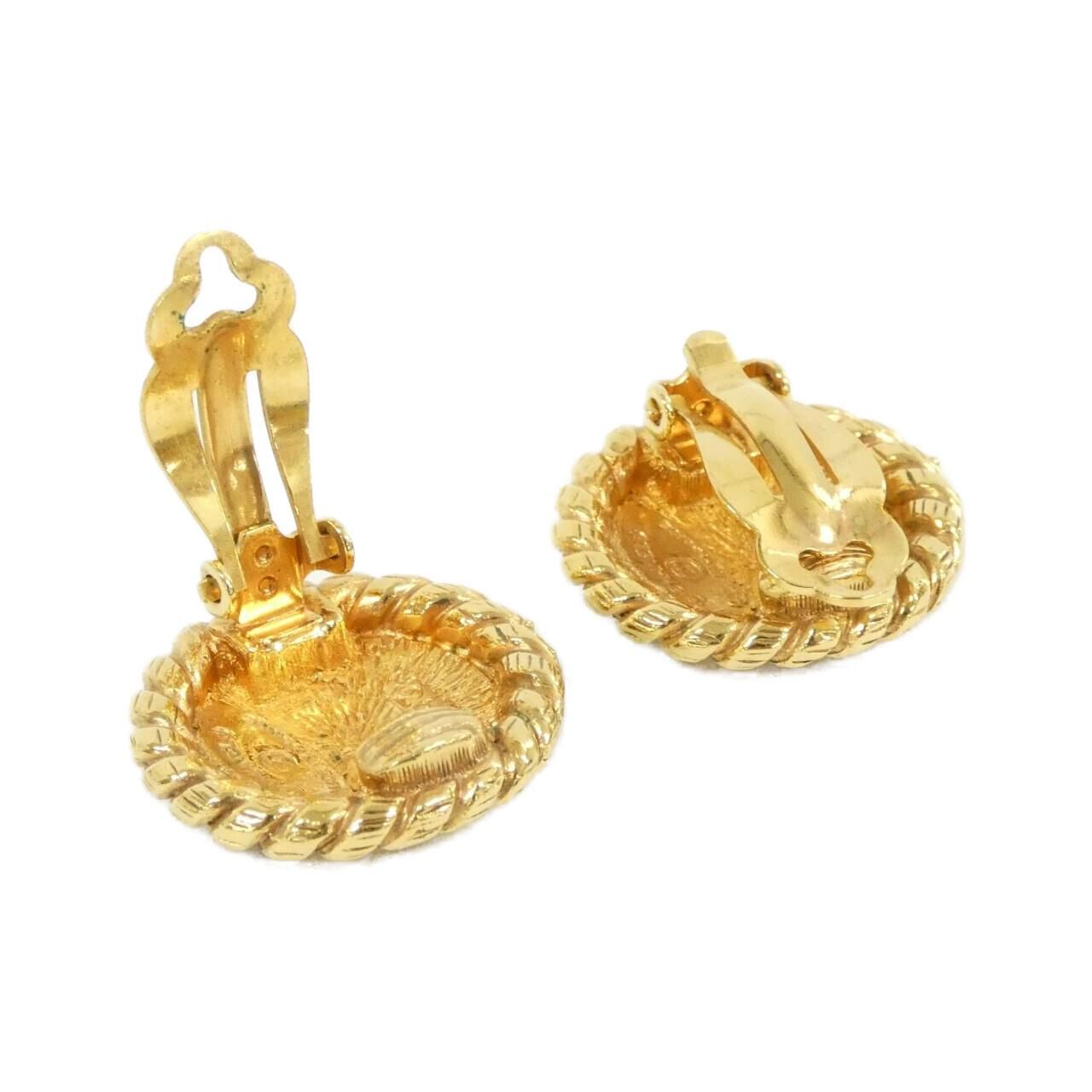 Chanel Vintage Earrings Gold — view 3
