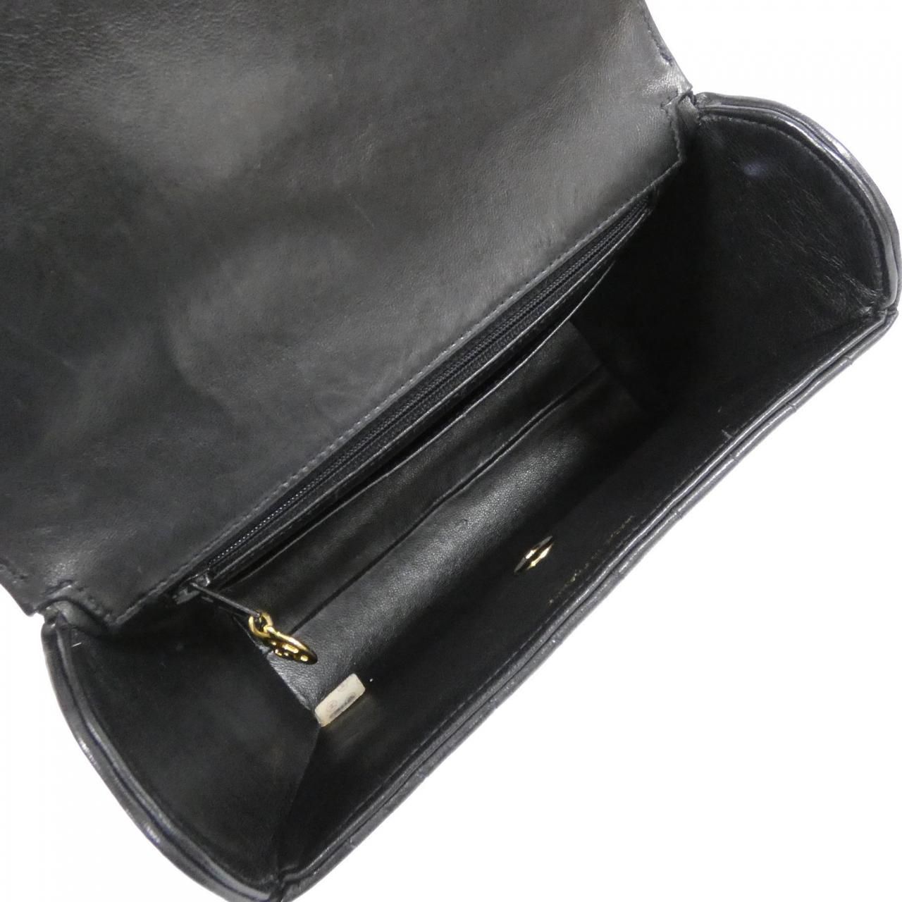 Chanel Vintage Bag Handbag Black — view 9