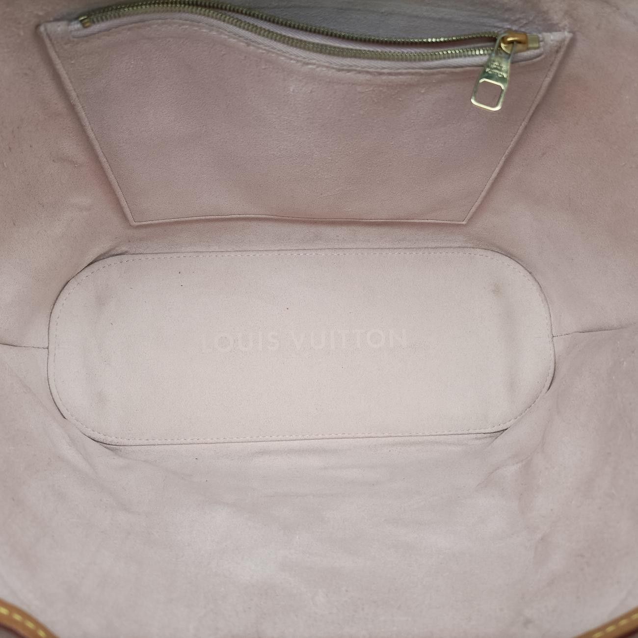 Louis Vuitton Girolatta Azur Damier Canvas Messenger Bag — view 9