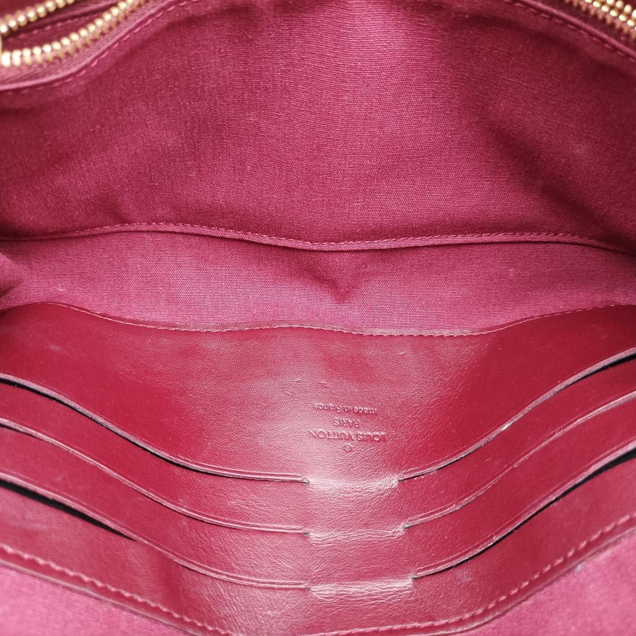 Louis Vuitton Clutch Anna Amarante Vernis — view 9