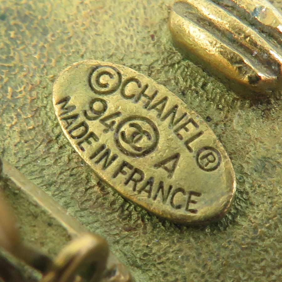 Chanel Earrings Gold — view 8