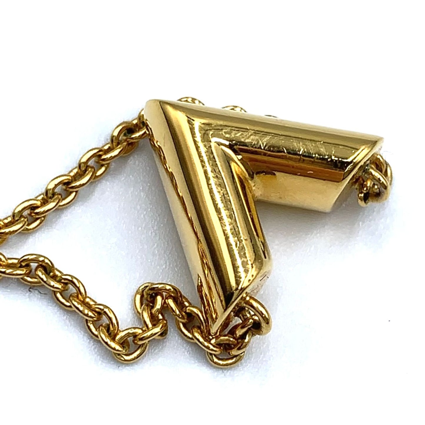 Louis Vuitton Essential Gold Plated Necklace — view 8