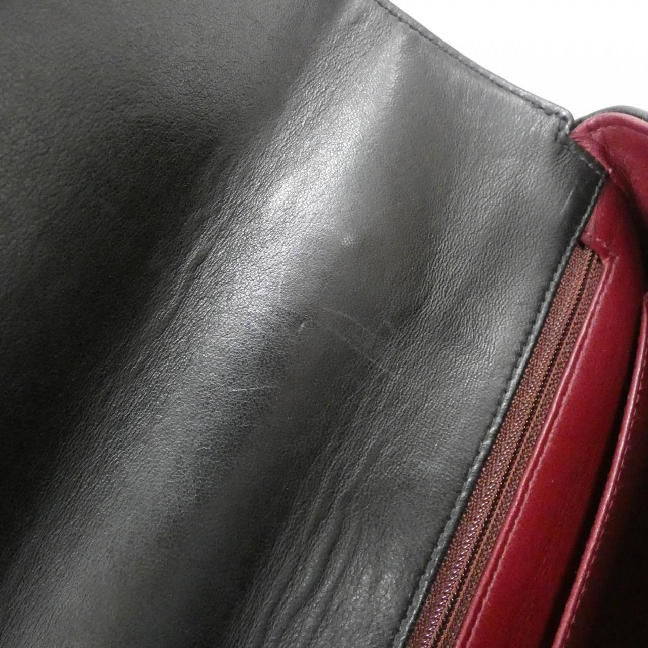 Chanel Vintage Bag Handbag Black — view 9