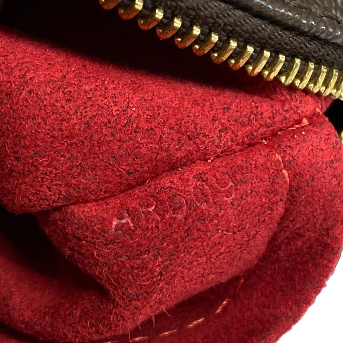 Louis Vuitton Shoulder Bag Monogram Viva-Cite MM — view 9