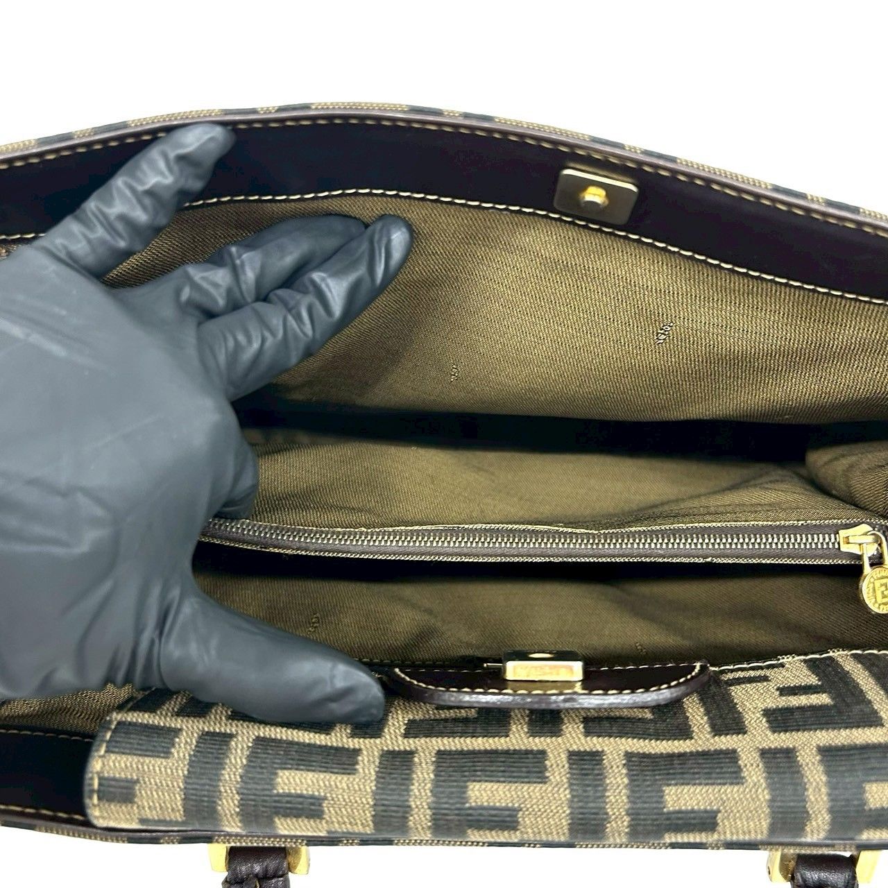 Fendi Vintage Zucca FF Logo Pattern Canvas Leather Tote Brown — view 9