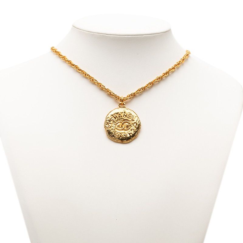 Chanel Logo CC Vintage Necklace Gold Plated — view 6