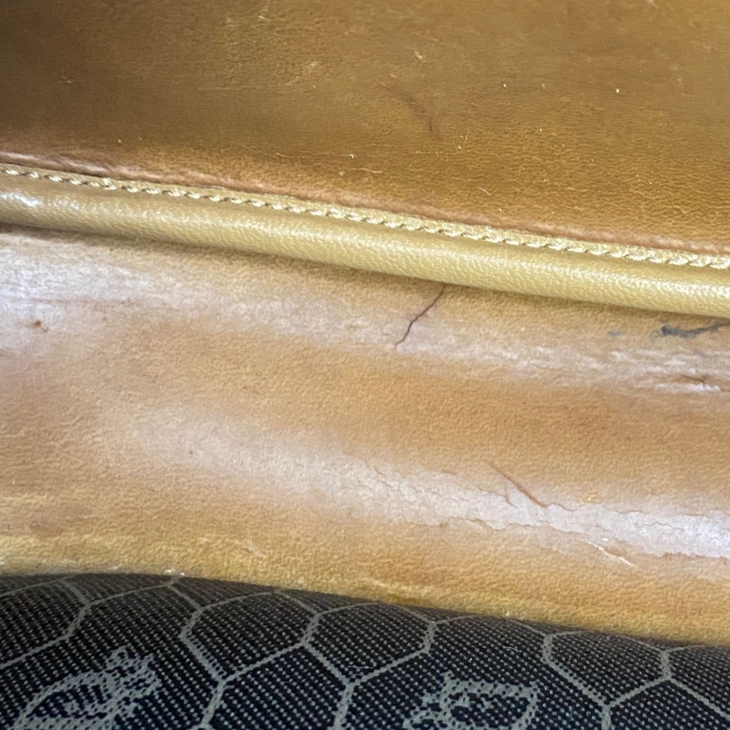 Dior Shoulder Bag Trotter Pochette Travel Honeycomb — view 9