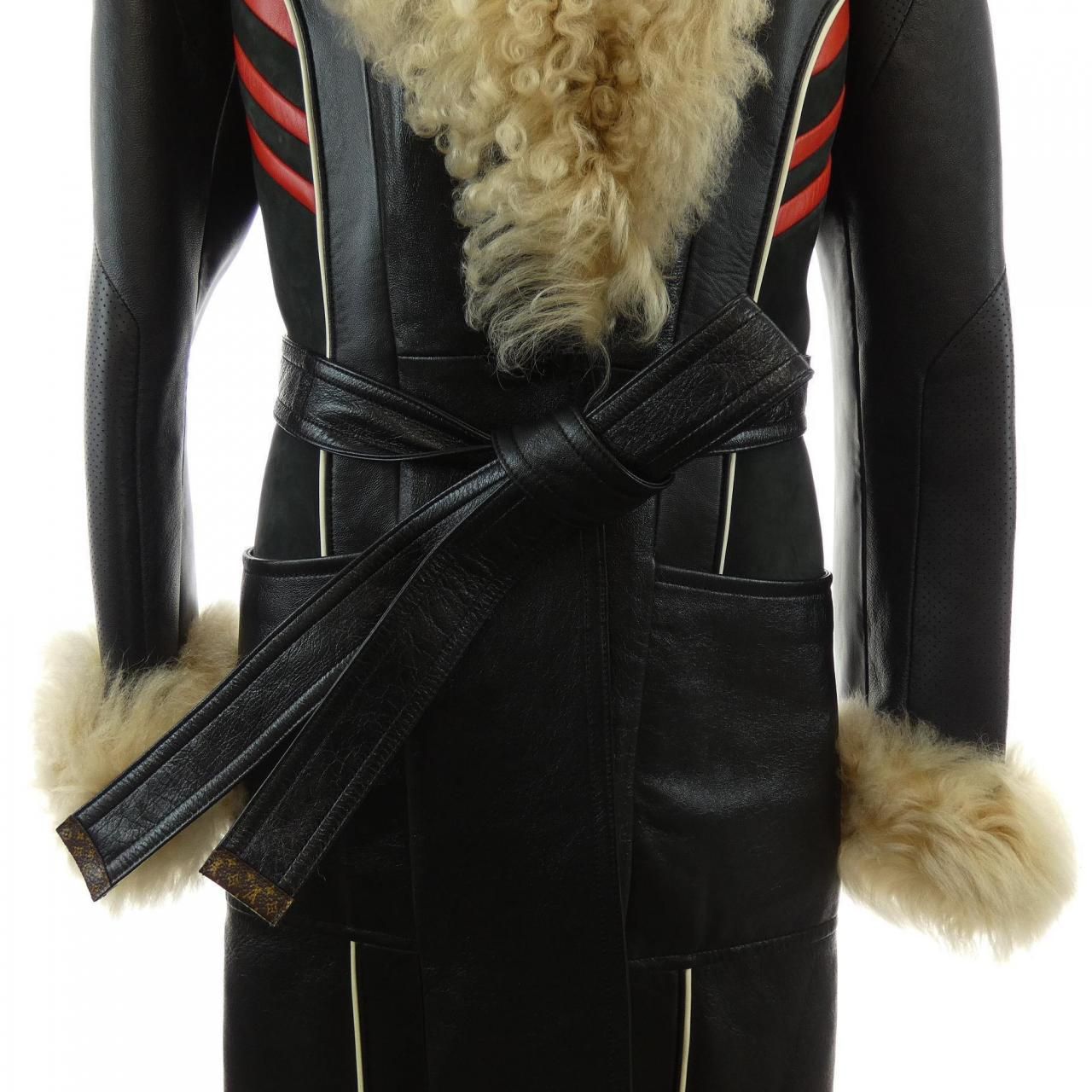 Louis Vuitton Leather Coat — view 7