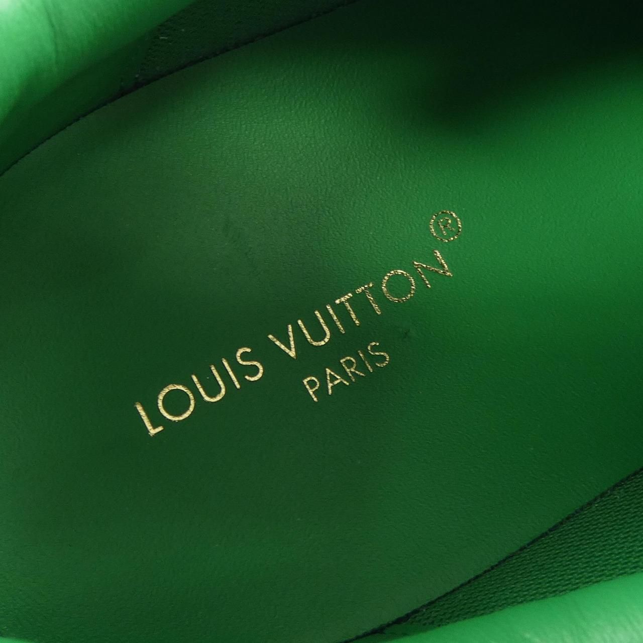 Louis Vuitton Beverly Hills Line Sneakers — view 6