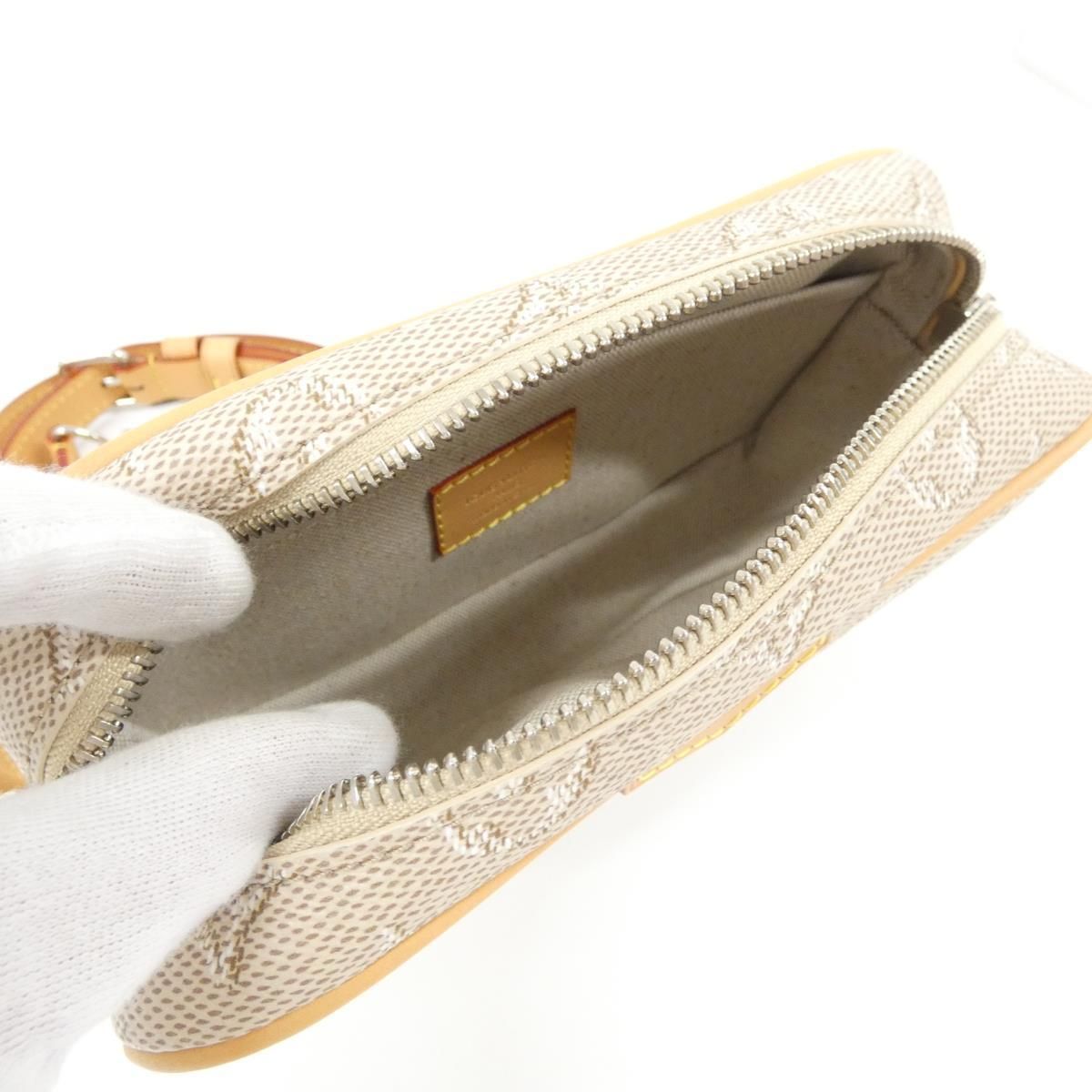 Louis Vuitton Monogram Heritage Trocadero Wearable Wallet — view 6