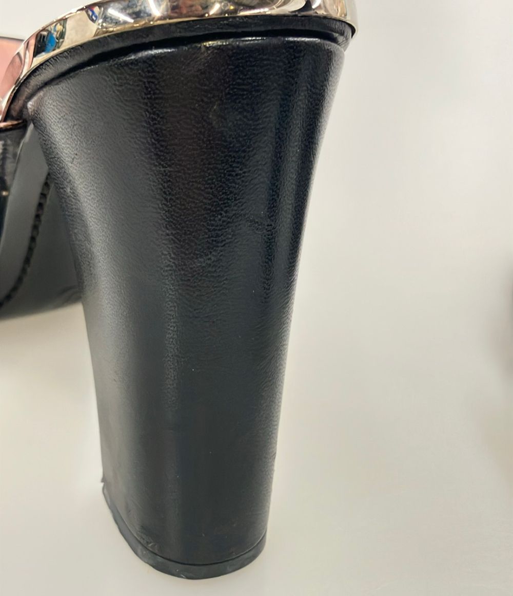 Louis Vuitton Sandals Monogram — view 9
