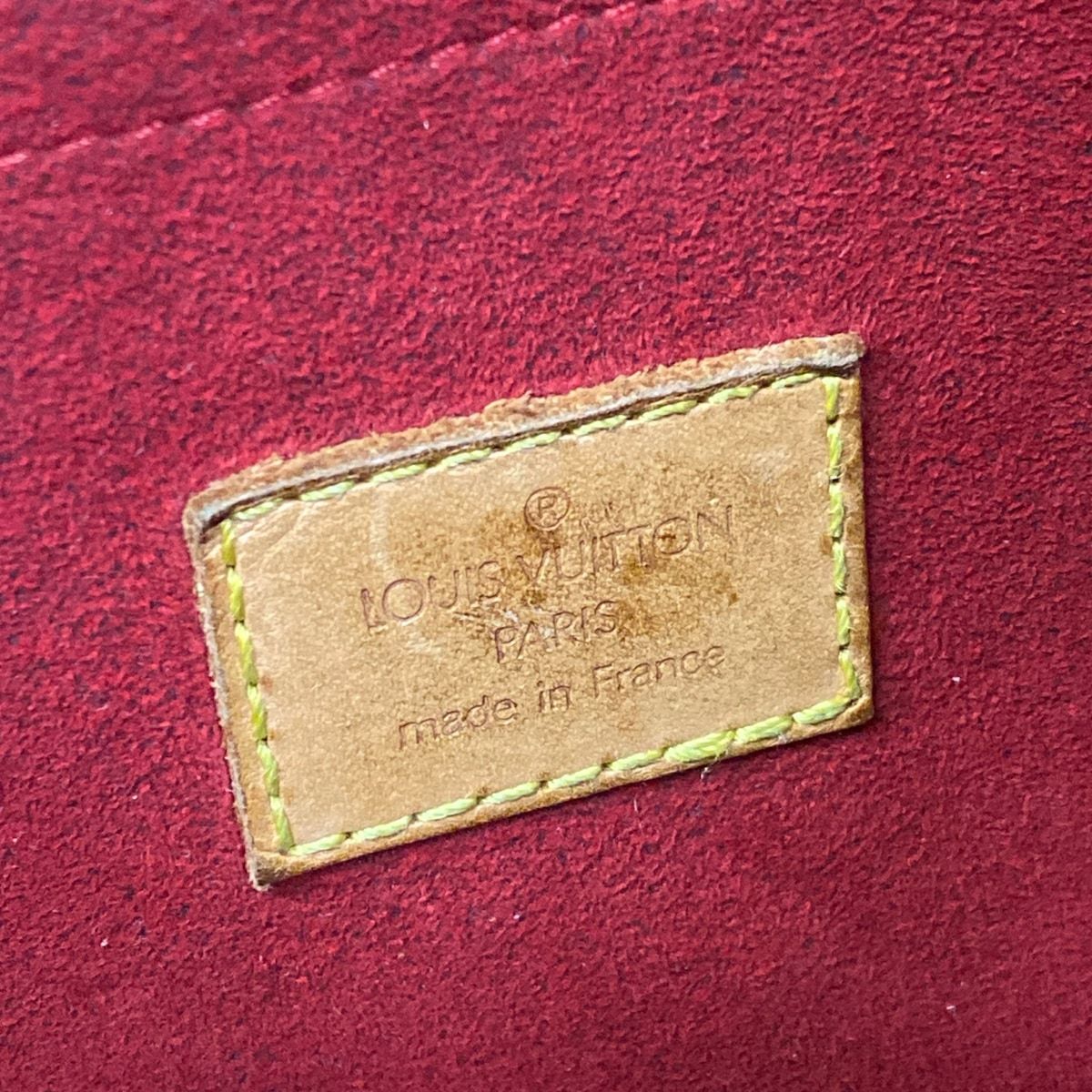 Louis Vuitton Shoulder Bag Monogram Croissant MM — view 9