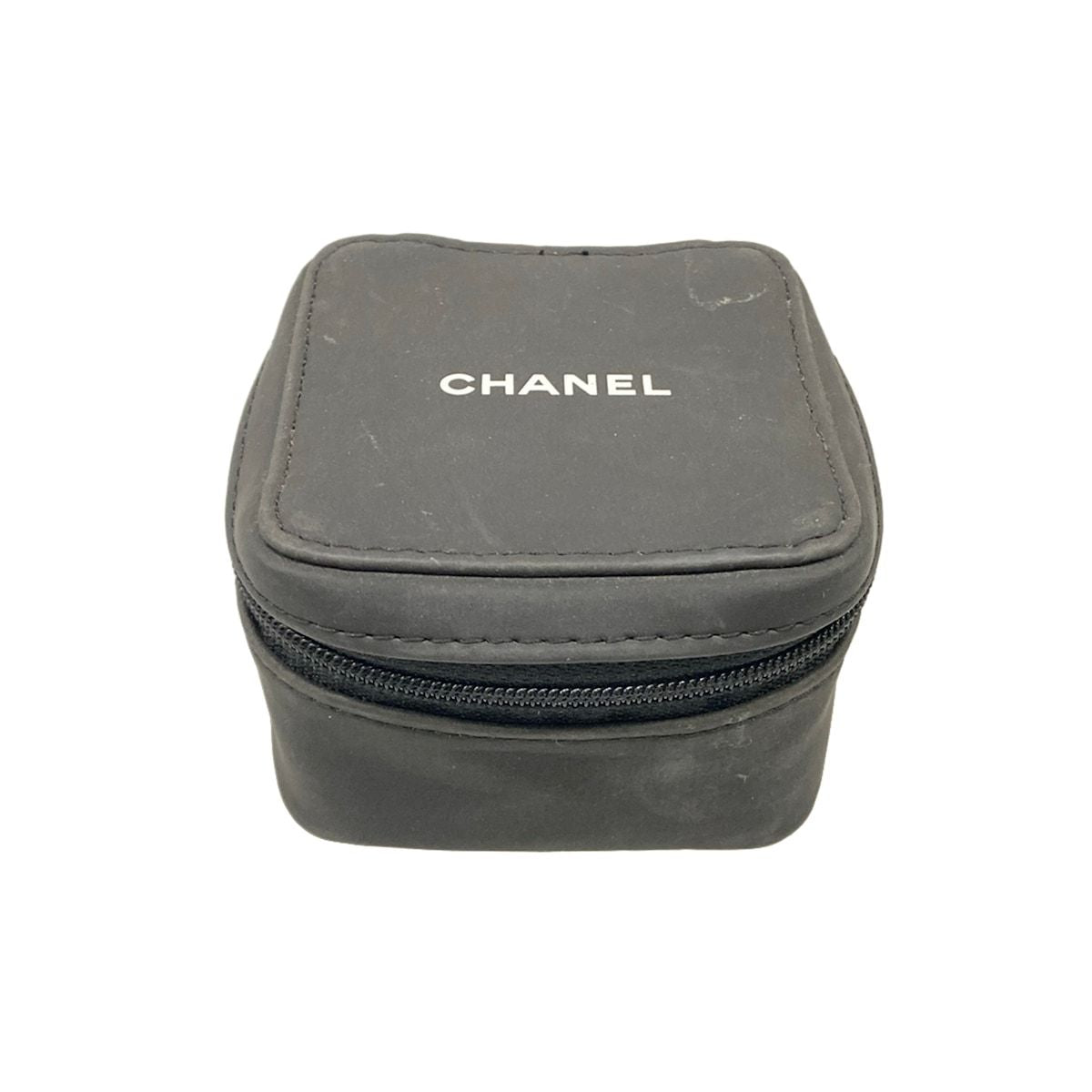 Chanel Watch Quilted Black — view 8