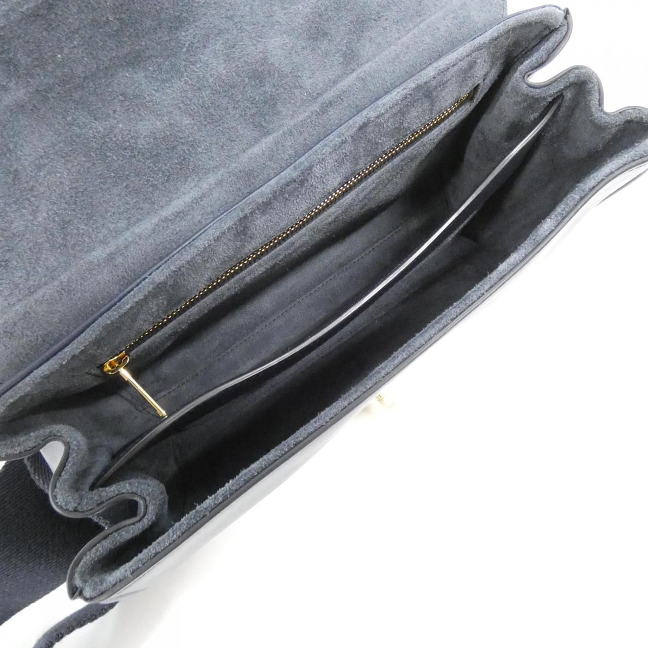 Celine Teen Soft 16 Shoulder Bag — view 5