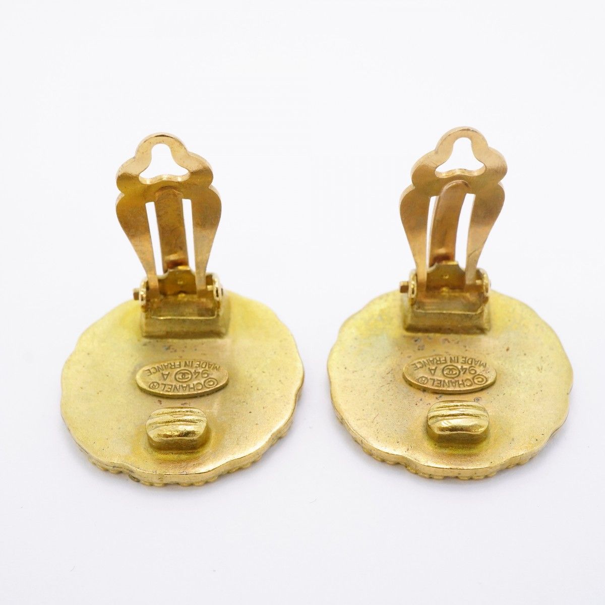 Chanel Earrings Vintage CC Logo Gold Plated — view 7