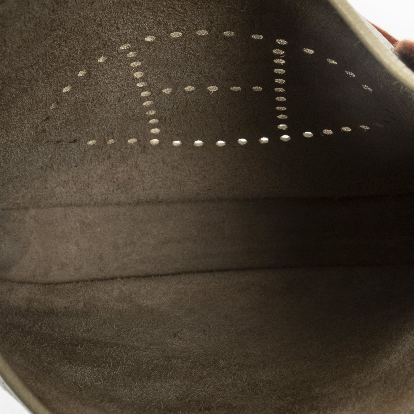 Hermes Evelyne III Clemence Leather Messenger Bag — view 9