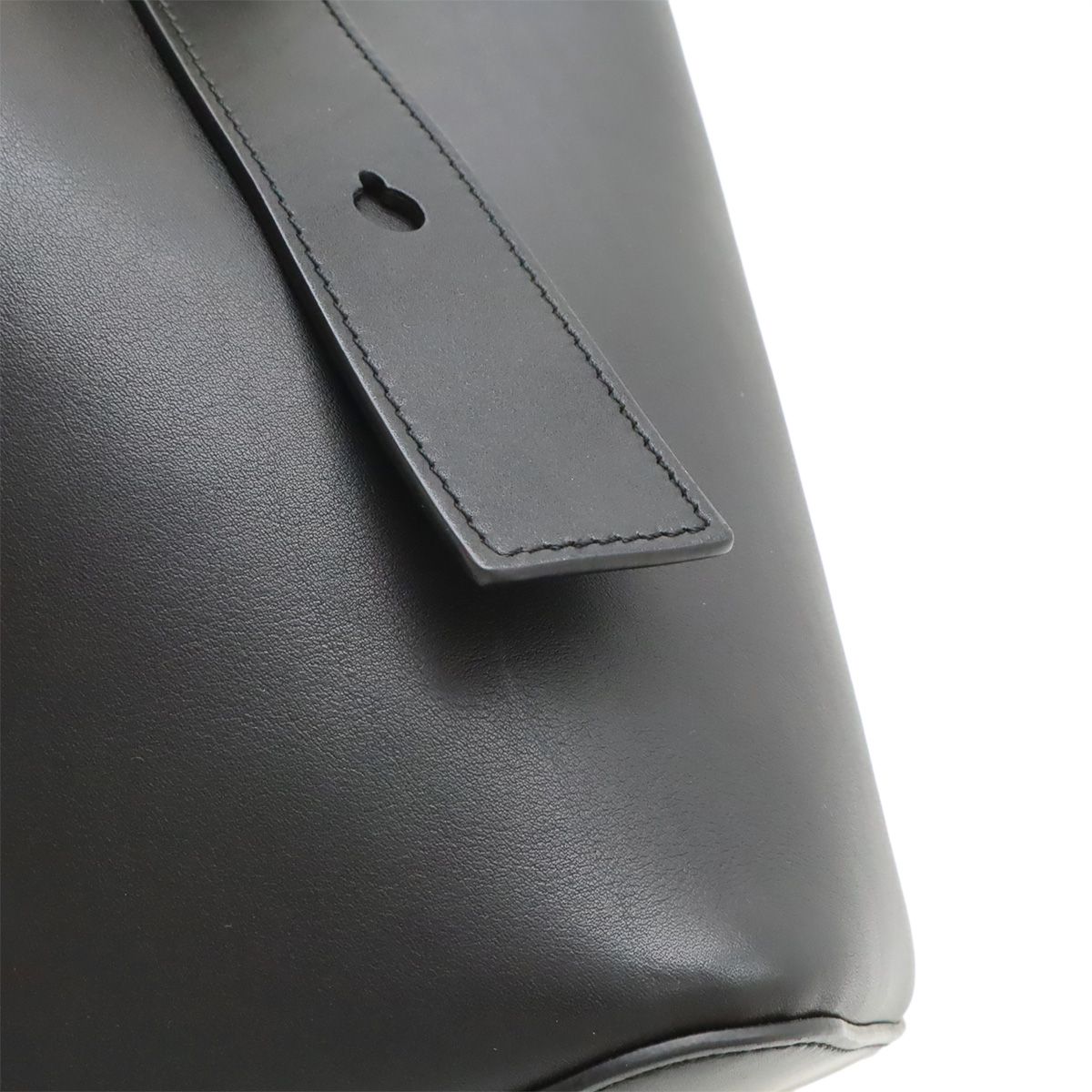 Loewe Pebble Bucket Bag Mini Slim Scarf Leather Black Gold — view 8