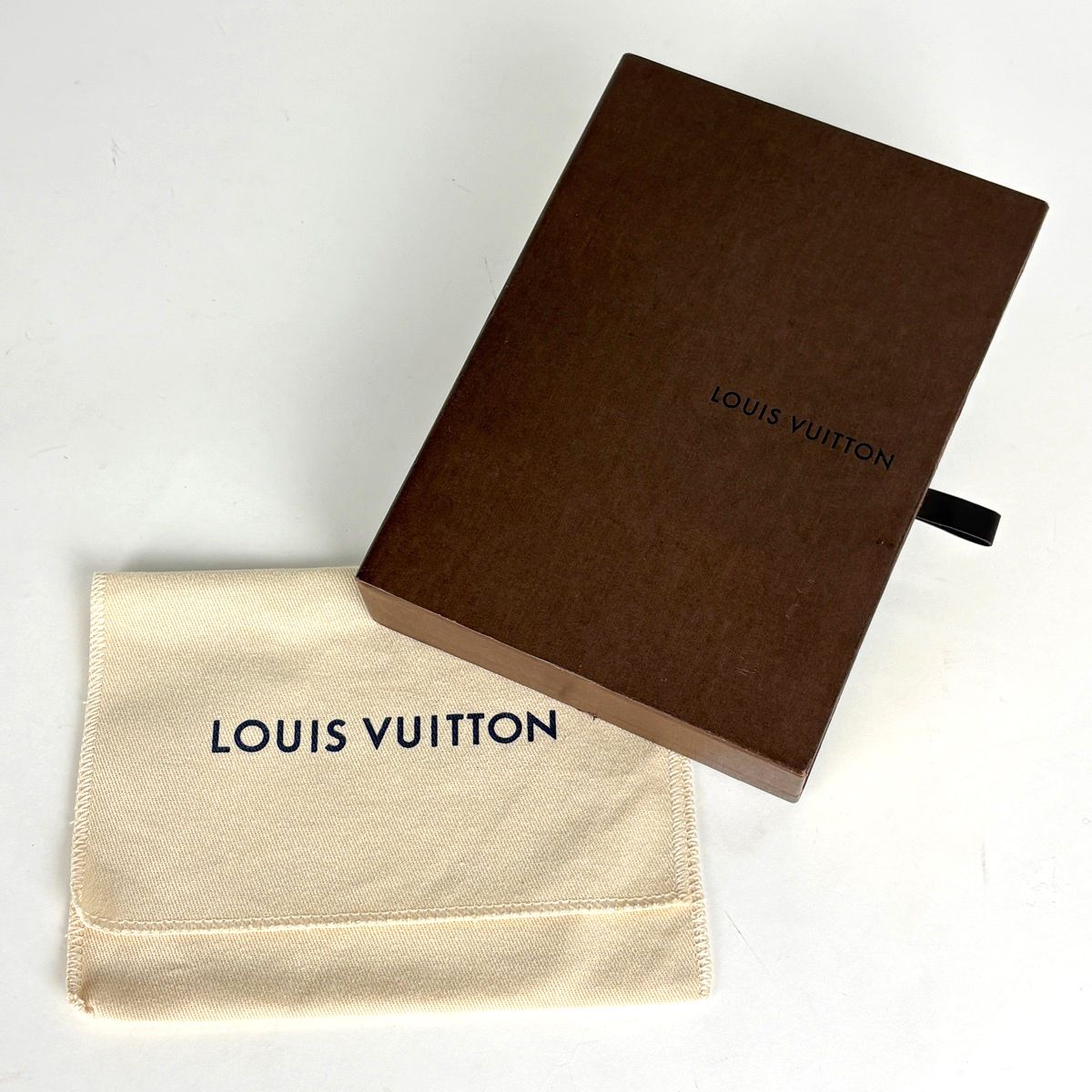 Louis Vuitton Couverture Passport NM Case Card Monogram Macassar Brown Pondicher — view 7