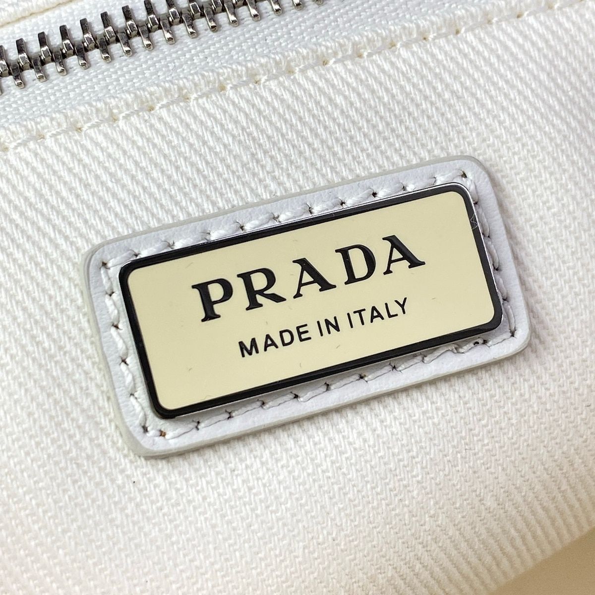 Prada Tote Drill White — view 9