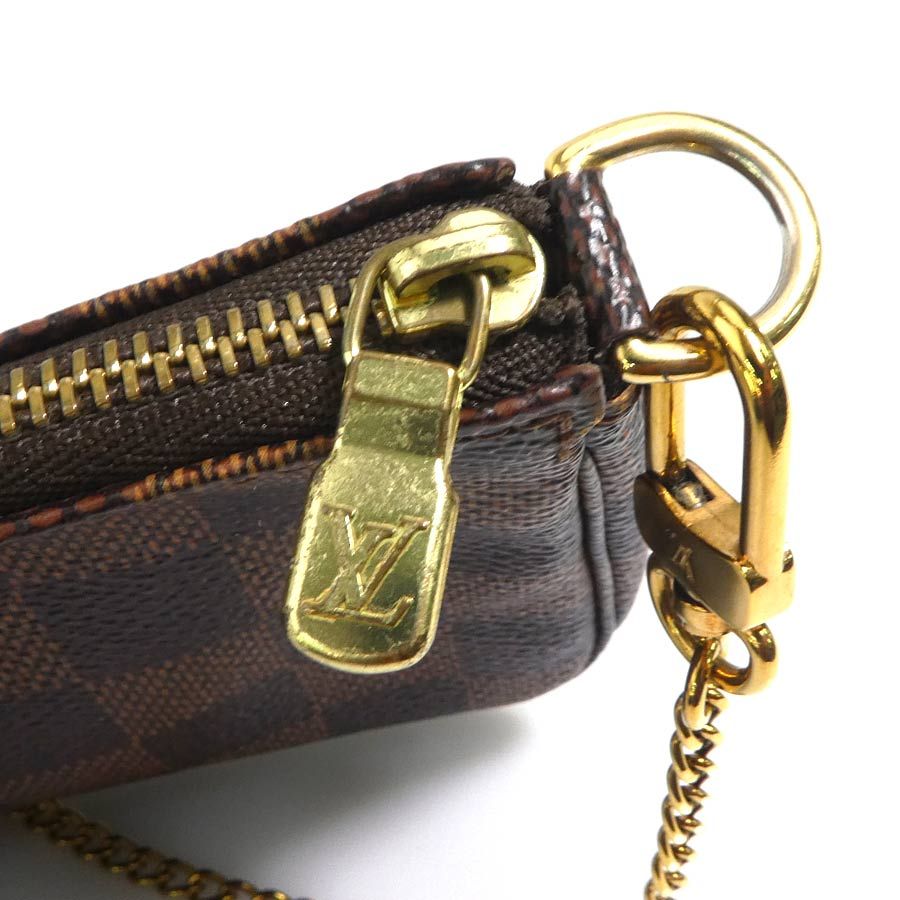 Louis Vuitton Pouch Handbag Mini Pochette — view 9