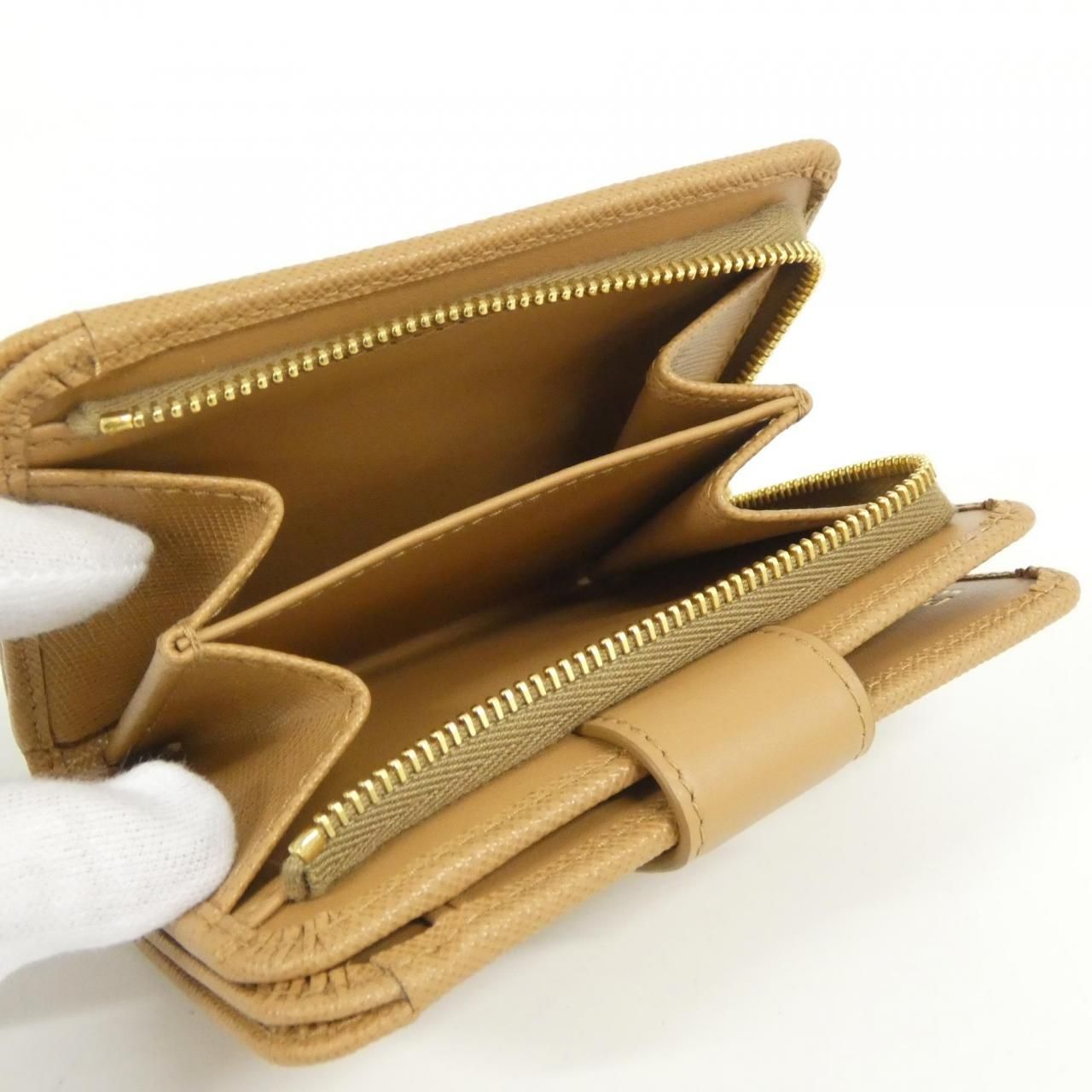 Prada Wallet Gold — view 6