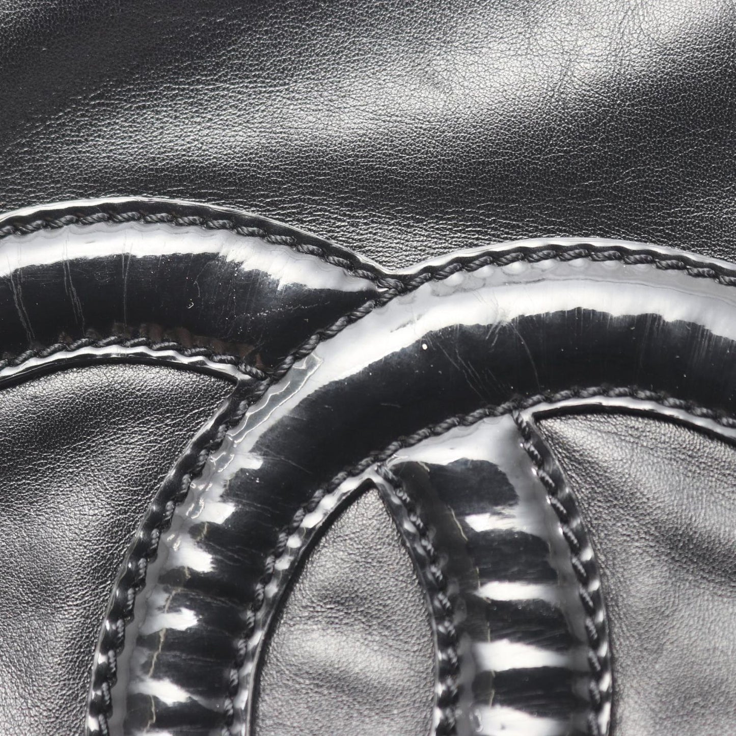 Chanel Shoulder Bag CC Logo Plastic Chain Black Lambskin CC — view 9