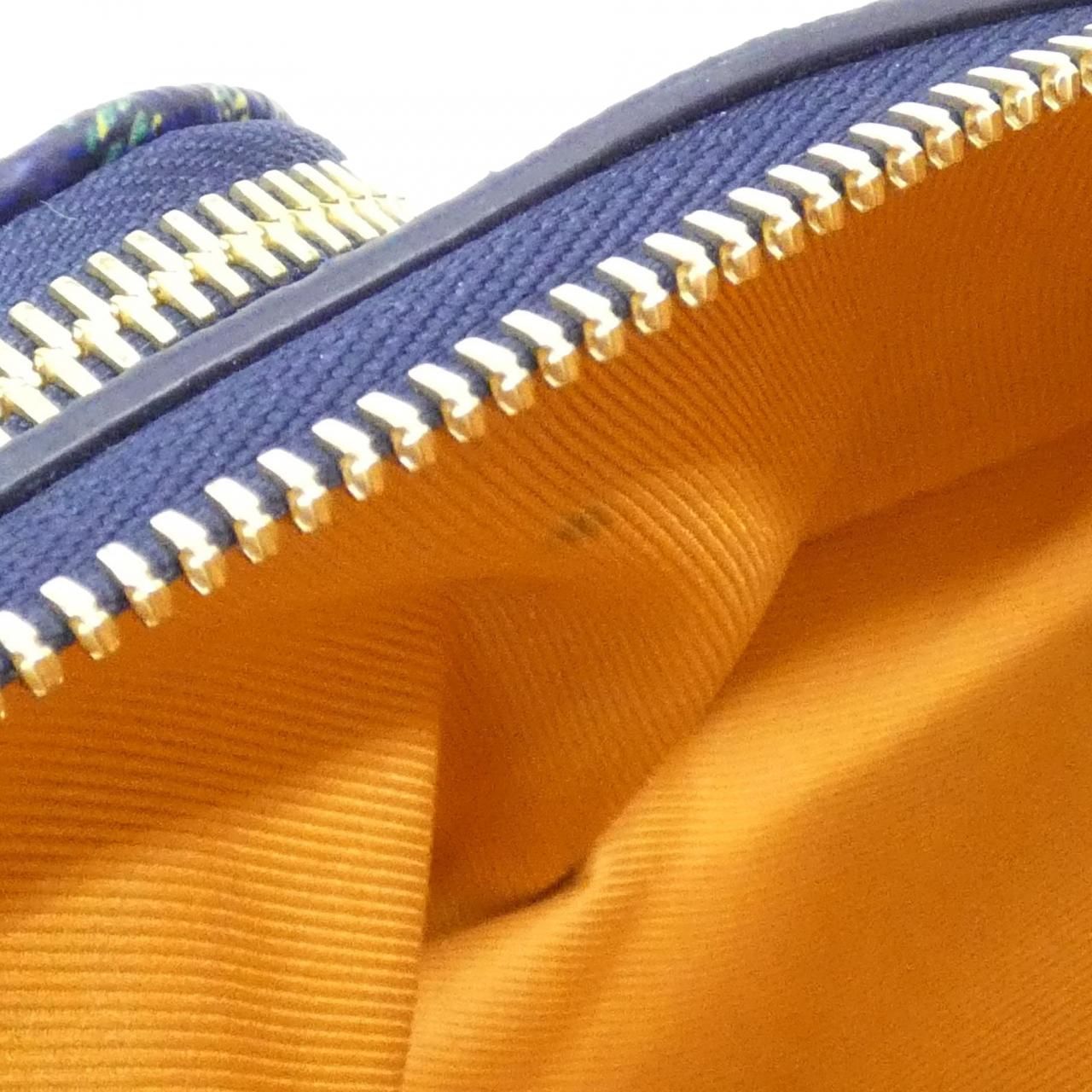 Louis Vuitton Monogram Heritage Rush Bum Bag — view 8