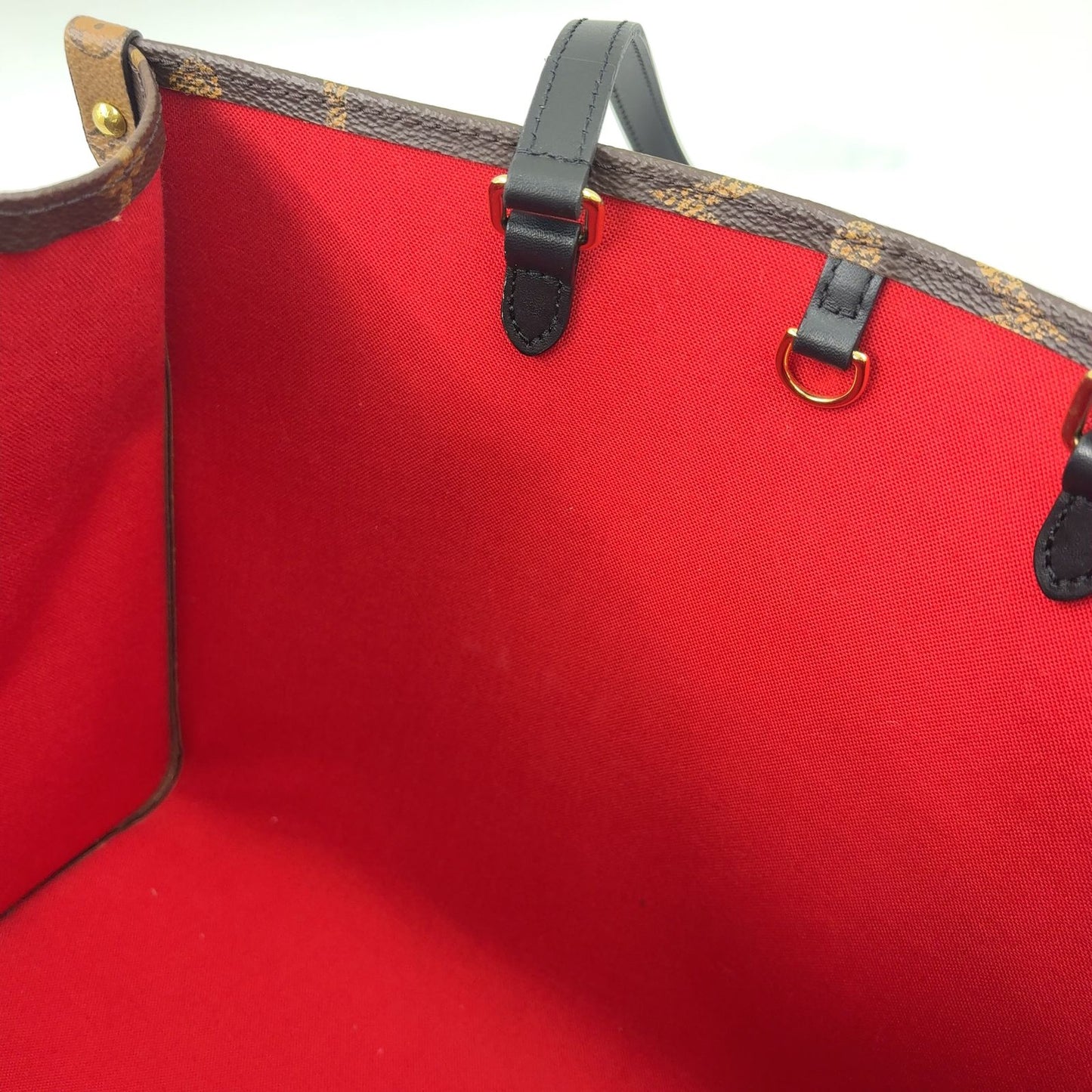 Louis Vuitton On The Go MM Monogram Giant Leather Brown Beige Tote Gold — view 9