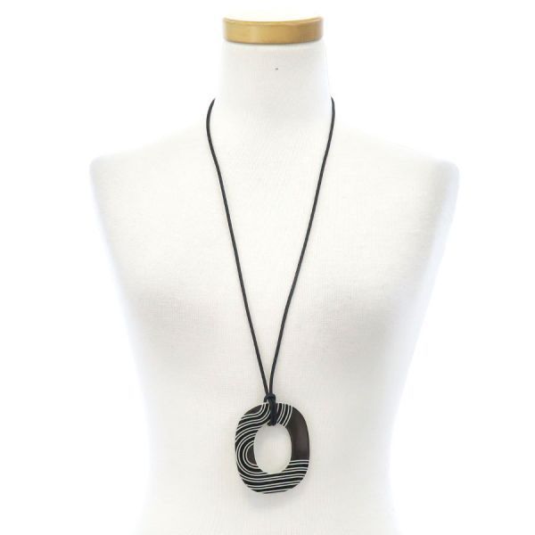 Hermes Issum Necklace White — view 9