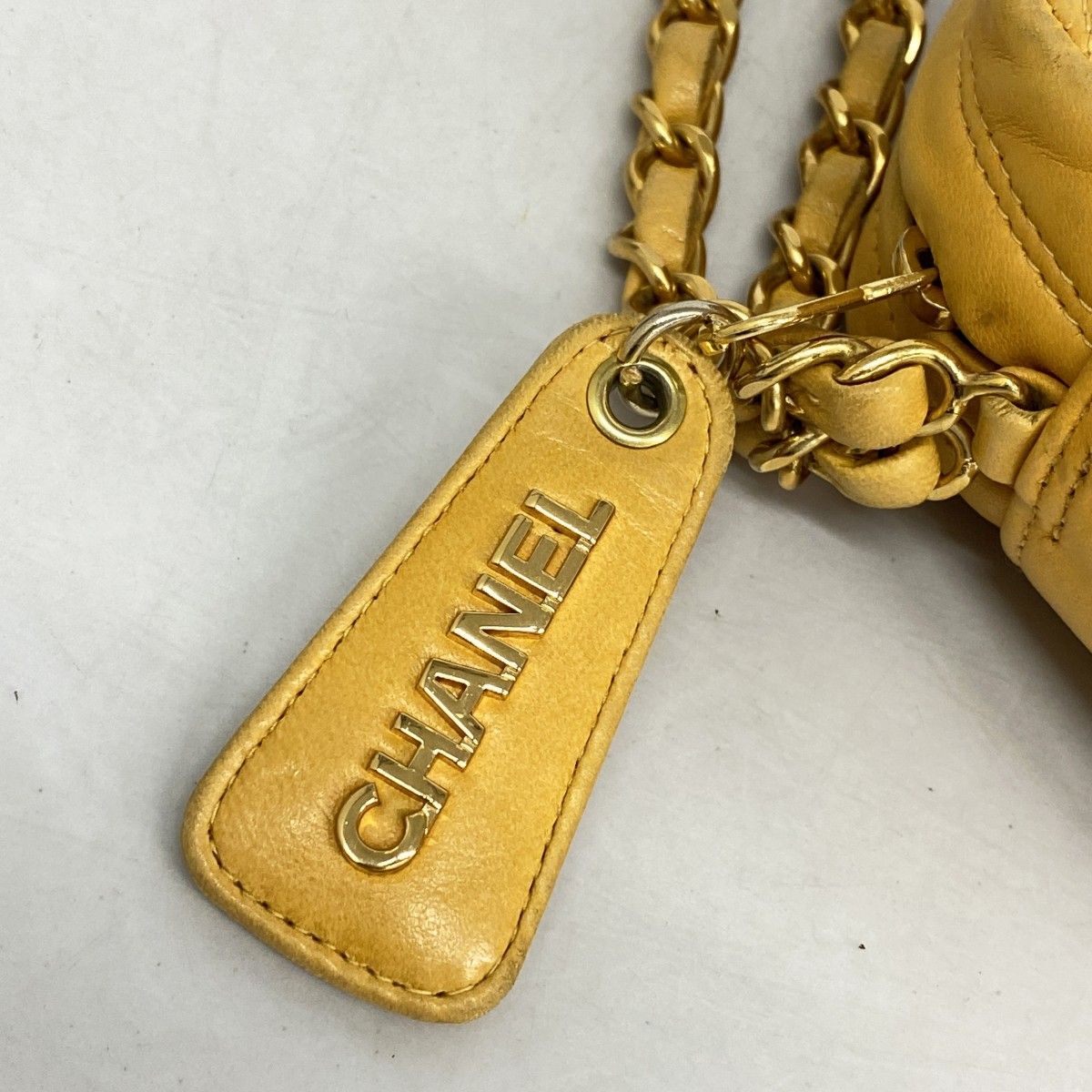 Chanel Shoulder Bag Quilted Lambskin Yellow Gold — view 9