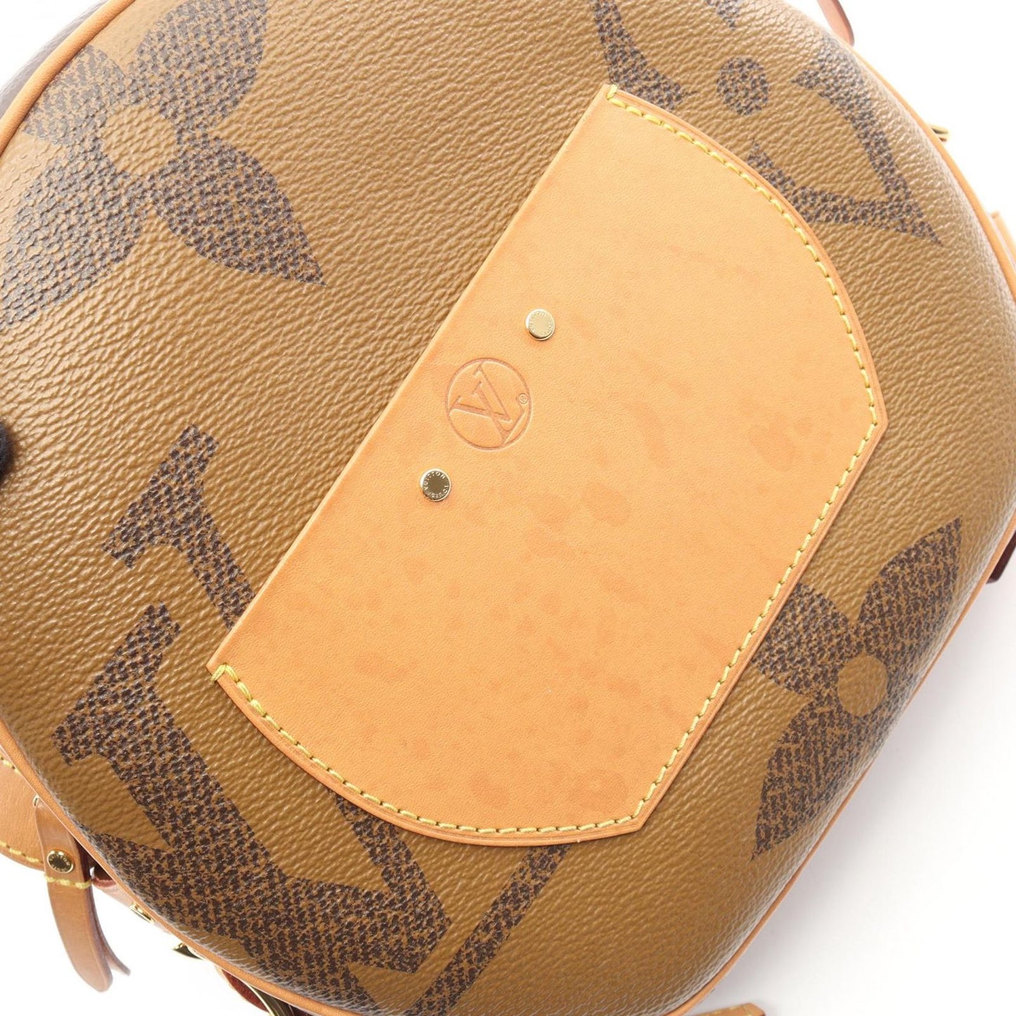 Louis Vuitton Shoulder Bag Boite Chapeau Superple Canvas Leather — view 9