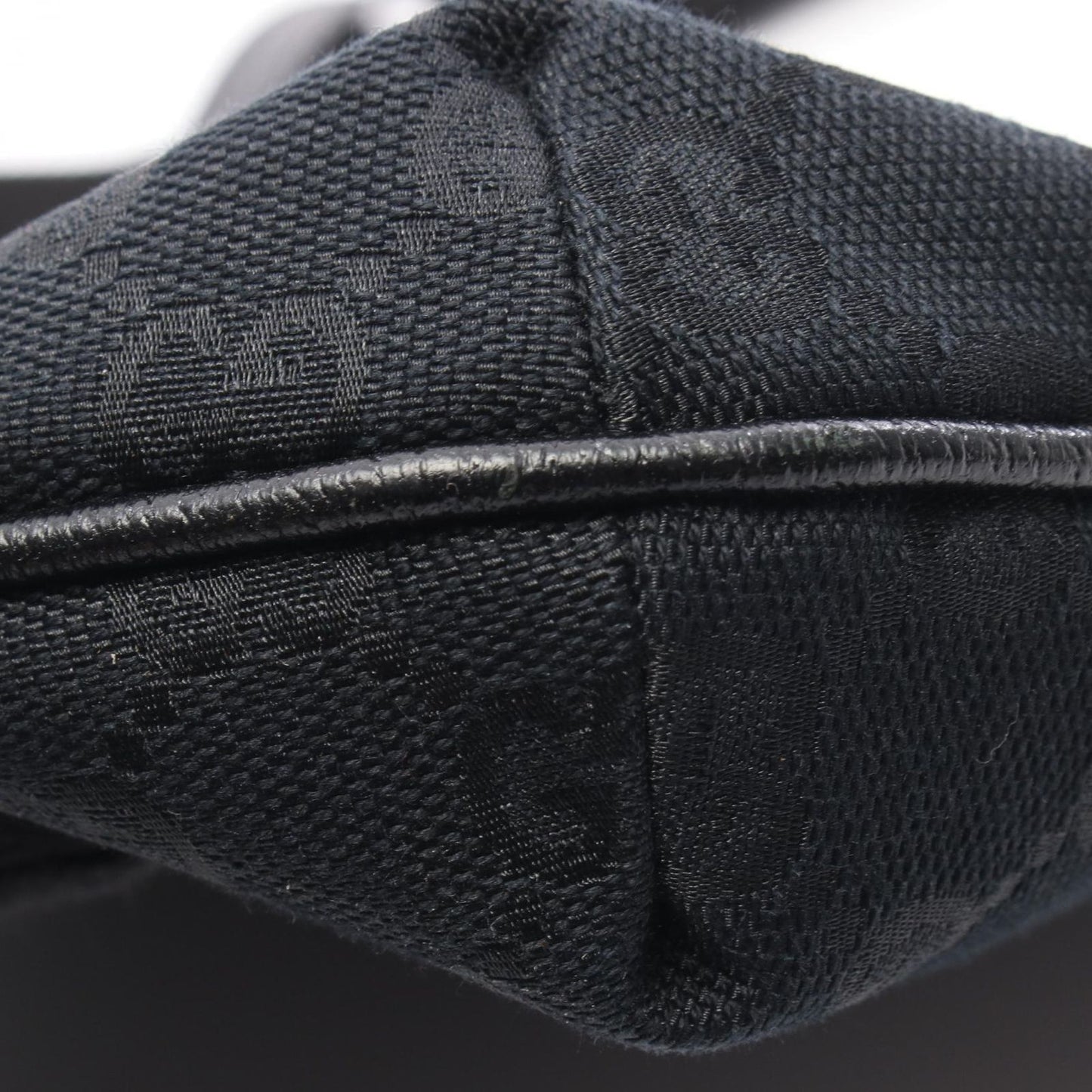 Gucci Shoulder Bag GG Canvas Black — view 7