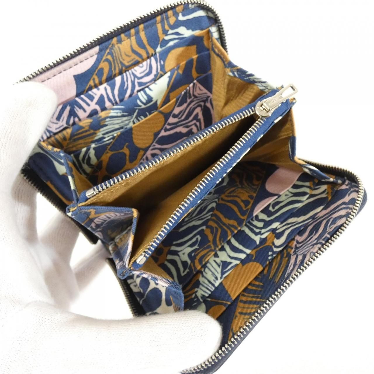 Hermes Wild Silk in Compact Wallet — view 6
