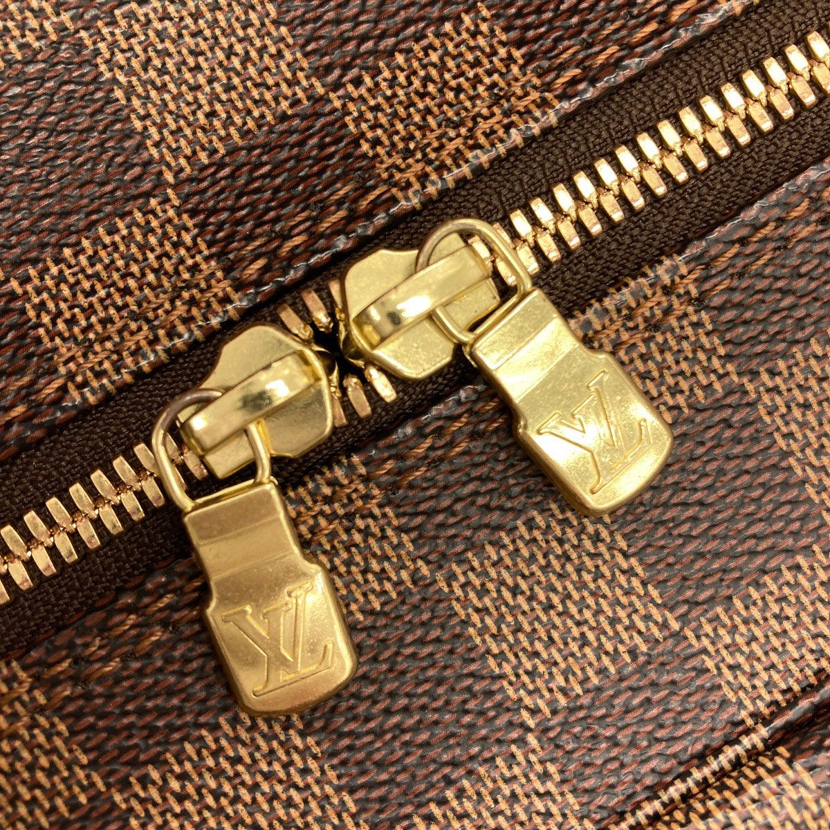 Louis Vuitton Naviglio Shoulder Bag Damier Canvas — view 9