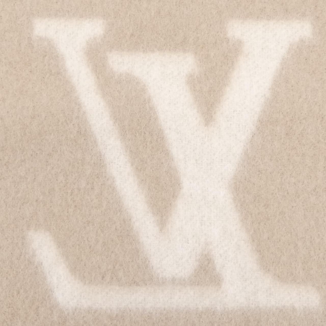 Louis Vuitton Reykjavik Scarf — view 4