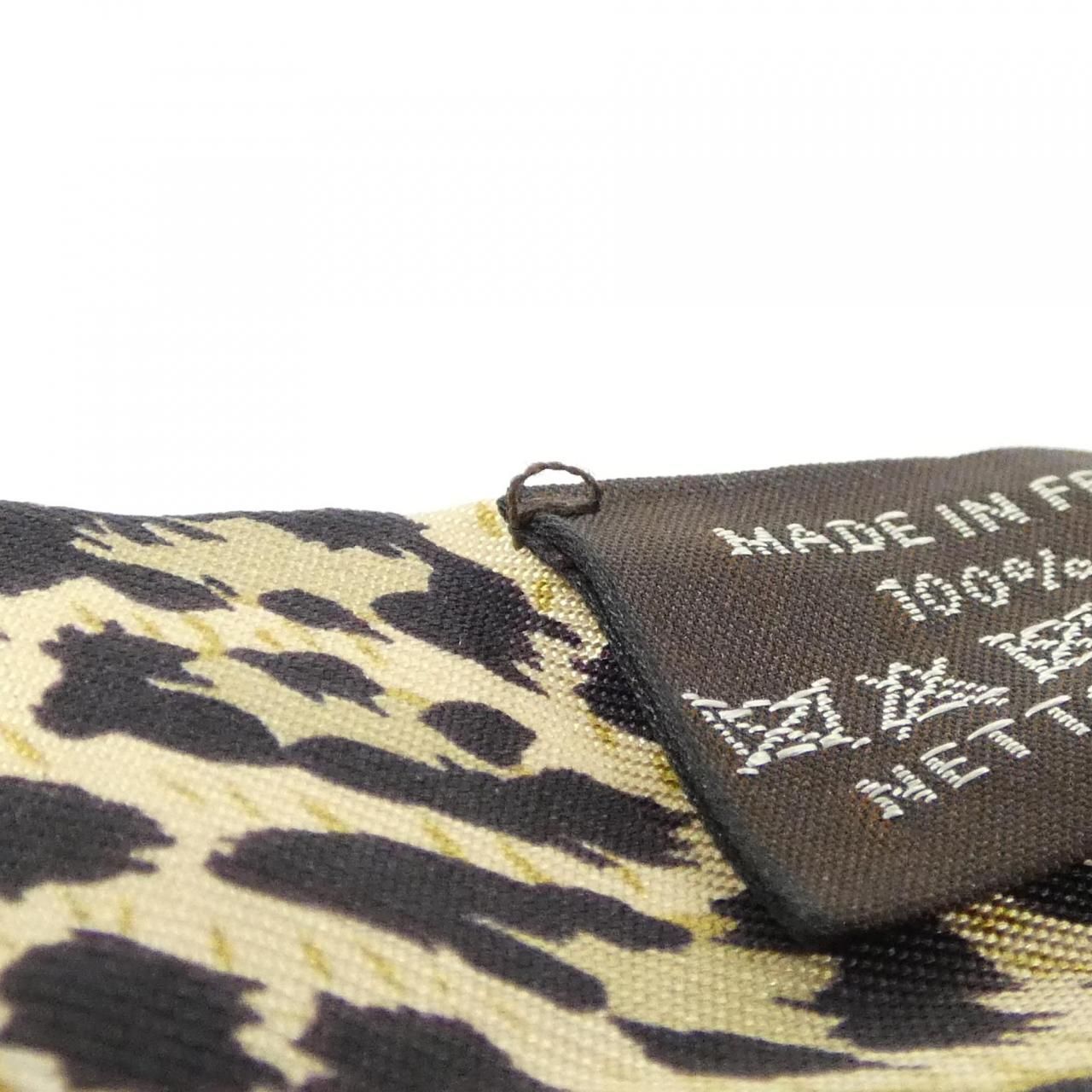 Hermes Jungle Love Twilly Scarf — view 7
