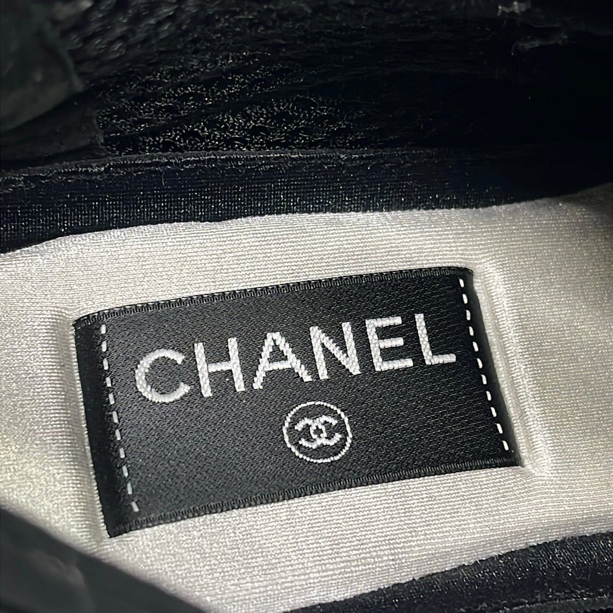 Chanel Sneakers 37 Black Leather — view 9