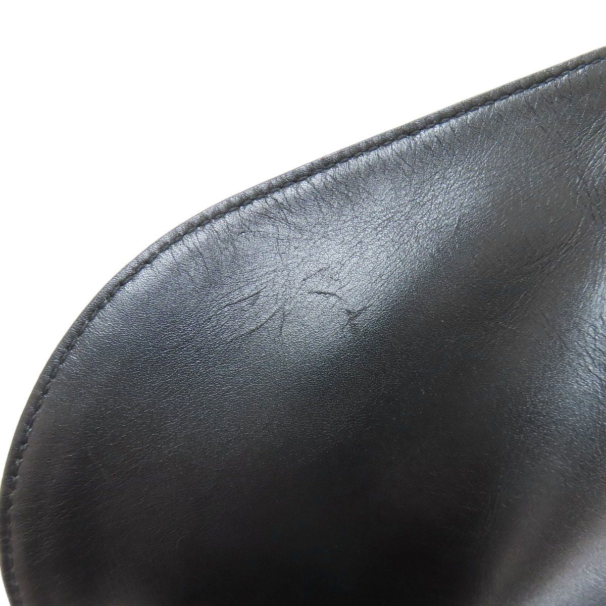 Gucci GG Pattern Shoulder Bag Canvas — view 9
