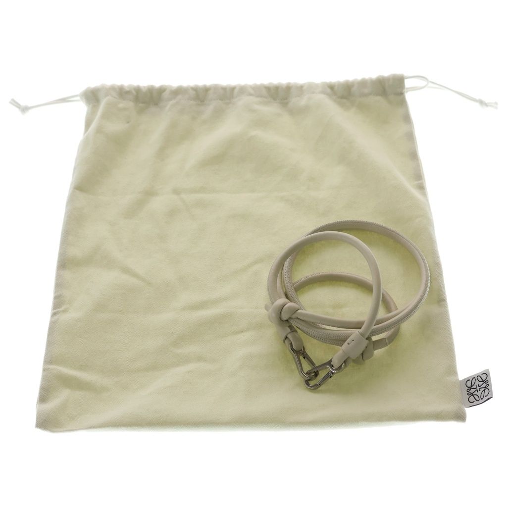 Loewe Flamenco Bath Shoulder Bag Chain White Leather Silver — view 8