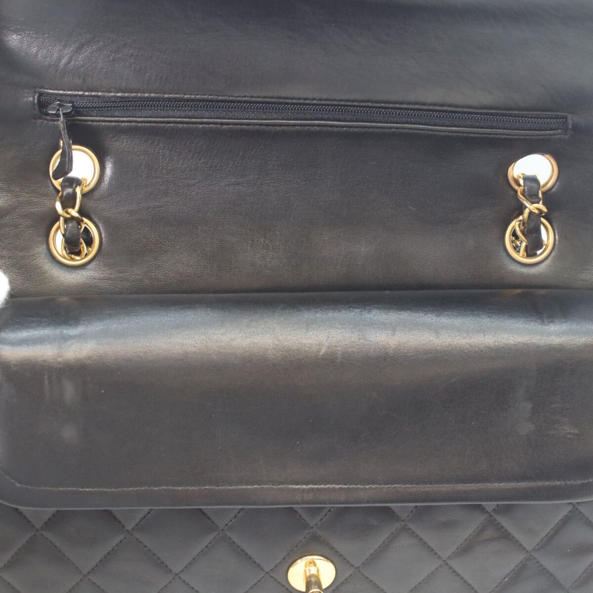 Chanel Black Lamb Gold Quilted 25 Shoulder Bag — view 9