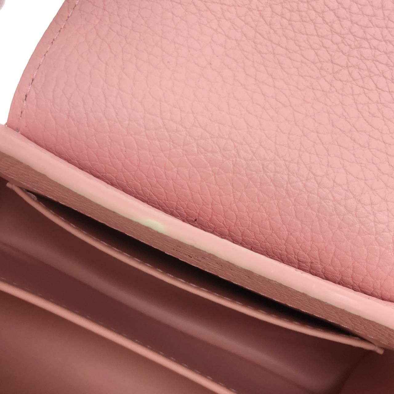 Louis Vuitton Capucines Mini Bag — view 9